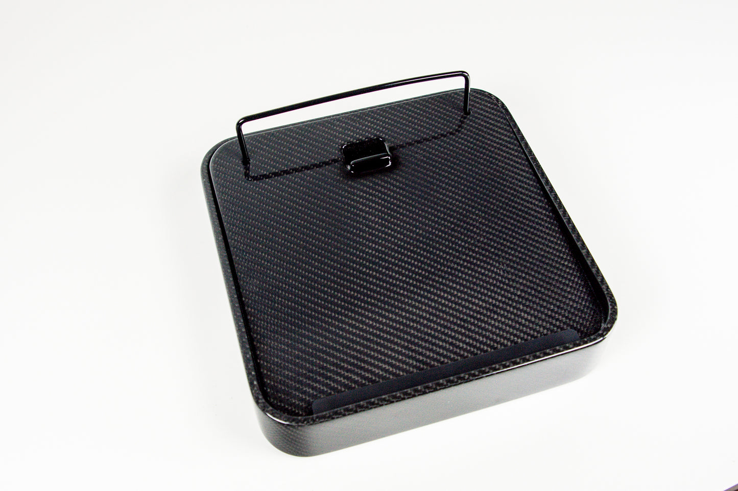 Carbon Mediabox Smartphone Handy Tablet Ladestation Bluelounge Sanctuary4