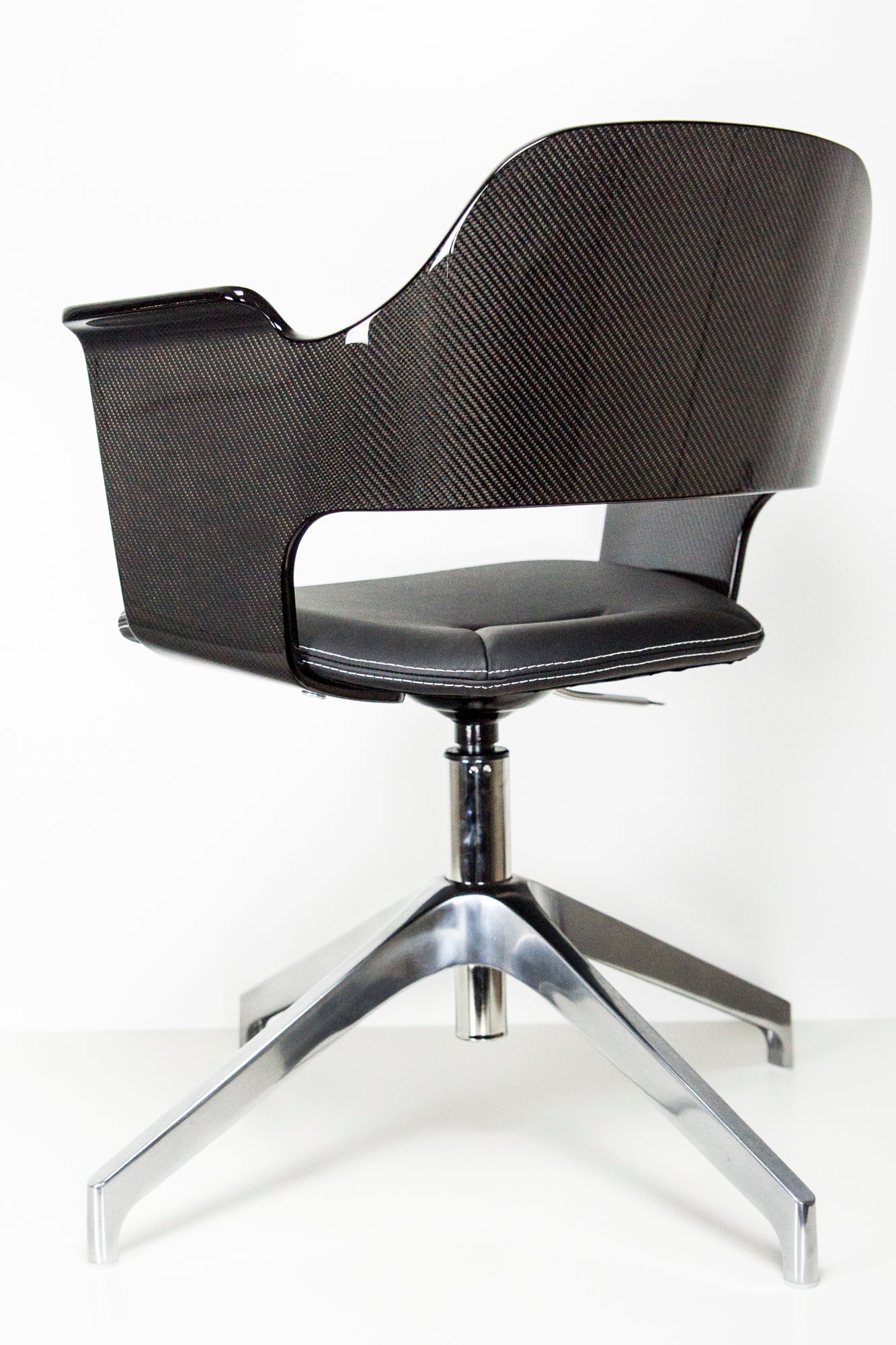 Carbon Bürostuhl Bürosessel Empfangsstuhl Konferenzstuhl Design / Carbon Fibre office chair office armchair reception chair conference chair design