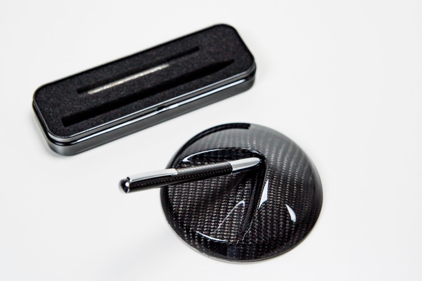 Carbon Stiftständer Stifthalter mit Carbon Kugelschreiber / Carbon Fibre Pen Holder