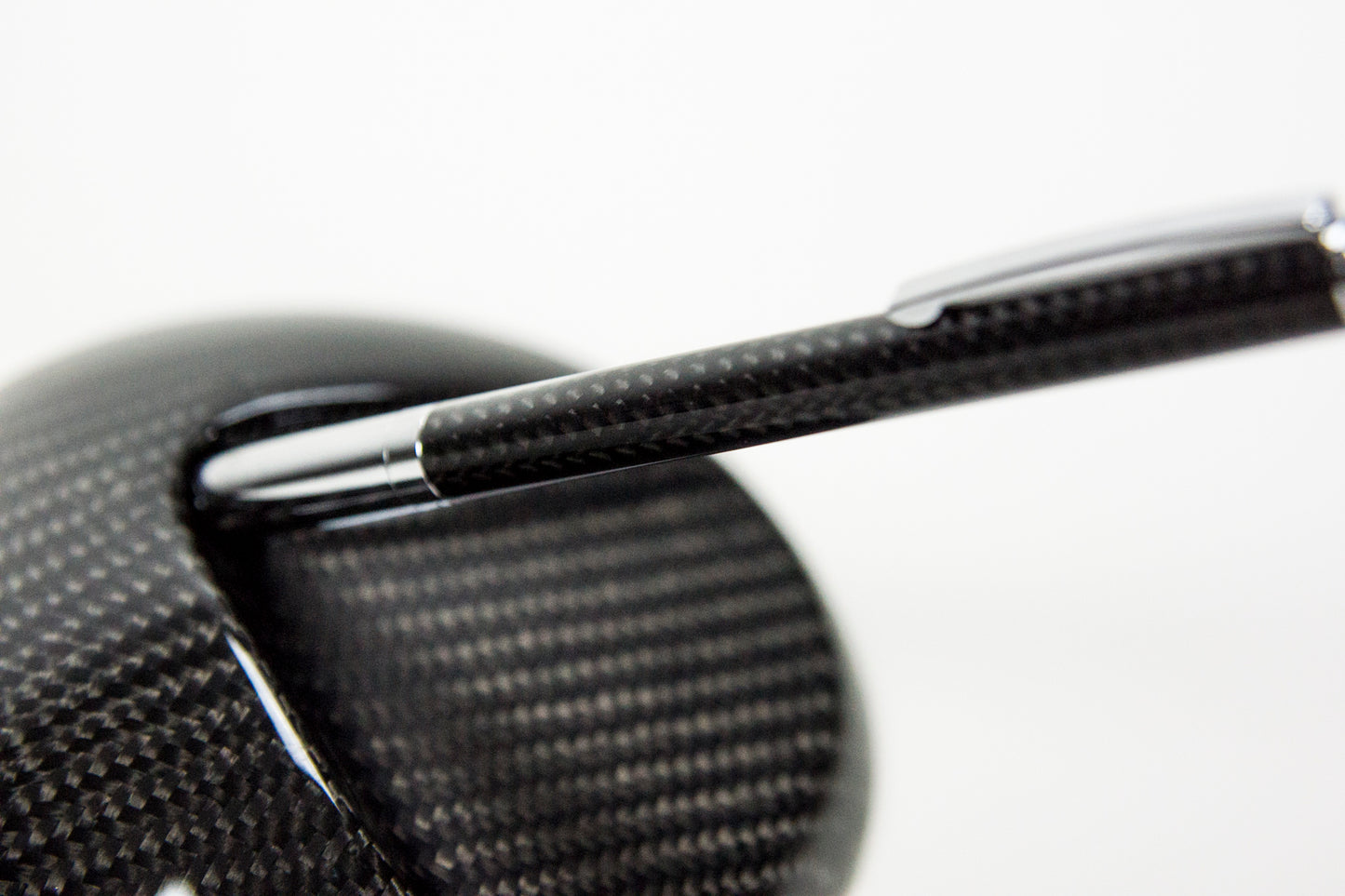 Carbon Stiftständer Stifthalter mit Carbon Kugelschreiber / Carbon Fibre Pen Holder