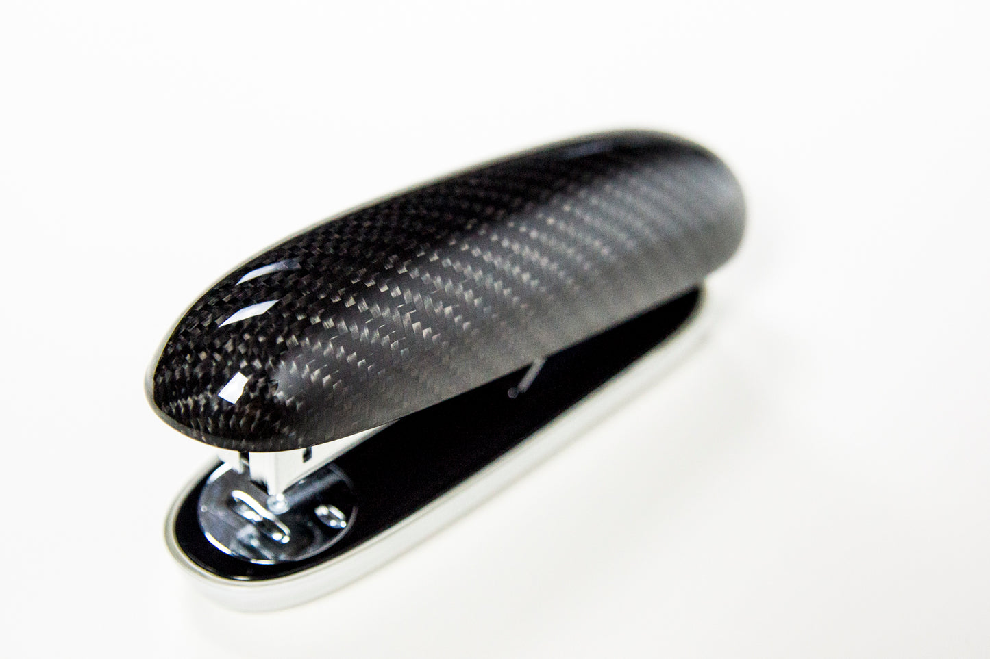 Carbon Hefter Heftgerät Klammerer / Carbon Fibre Stapler