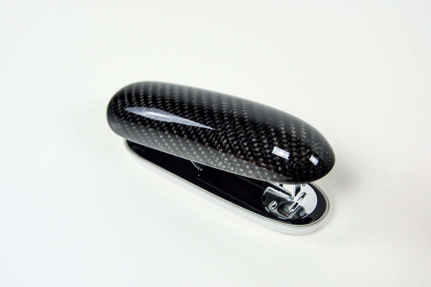 Carbon Hefter Heftgerät Klammerer / Carbon Fibre Stapler