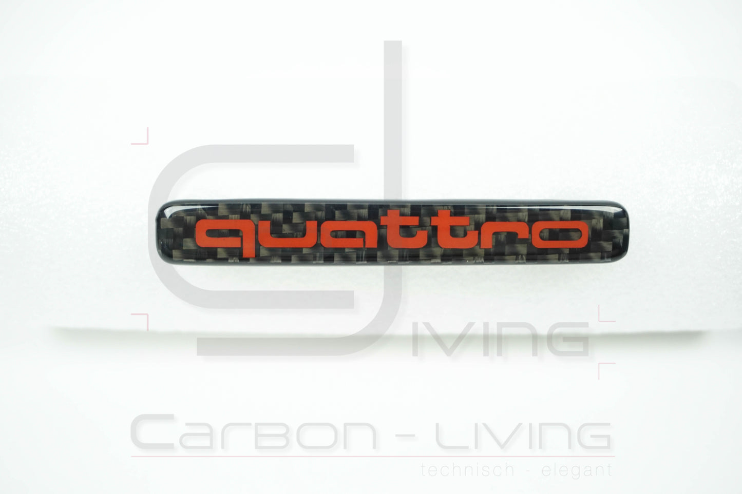 Audi A3 S3 RS3 8V Carbon Quattro Emblem Badge für Armaturenbrett