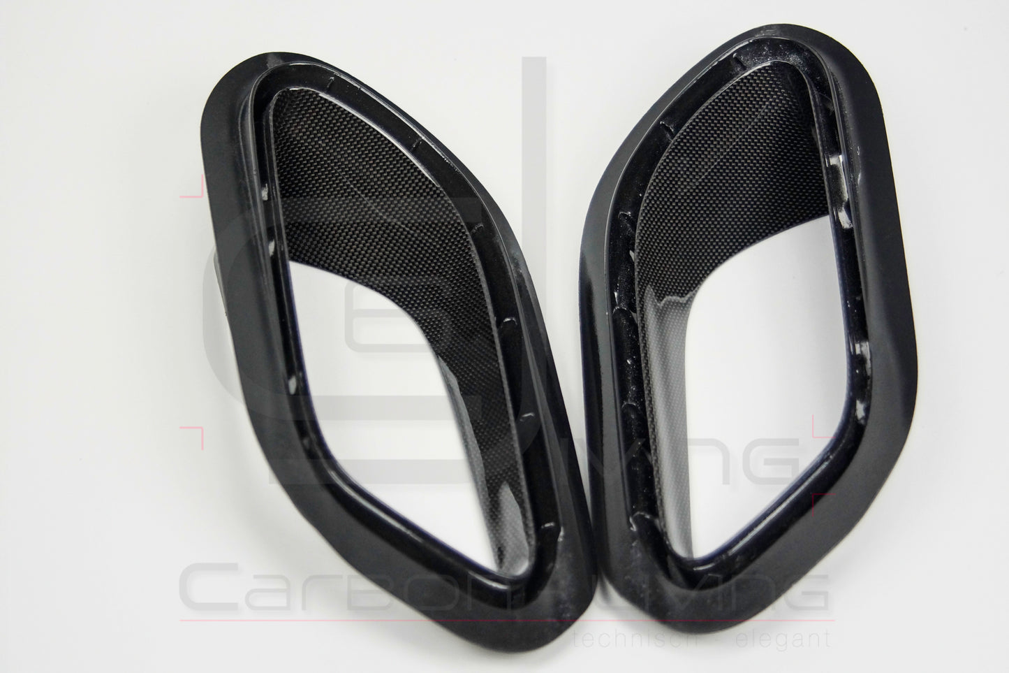 Porsche 911 991.2 Carrera Targa S 4 4S GTS Carbon Luftauslassrahmen Rahmen Luftführung seitlich für Heckstoßstange rear bumper
