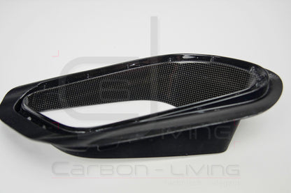 Porsche 911 991.2 Carrera Targa S 4 4S GTS Carbon Luftauslassrahmen Rahmen Luftführung seitlich für Heckstoßstange rear bumper
