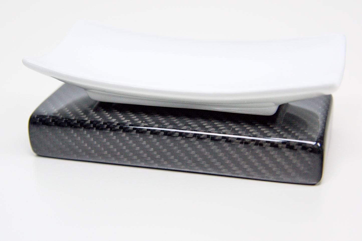 Seifenschale Seifenablage mit Carbon-Sockel / Soap Tray with Carbon Fibre Base