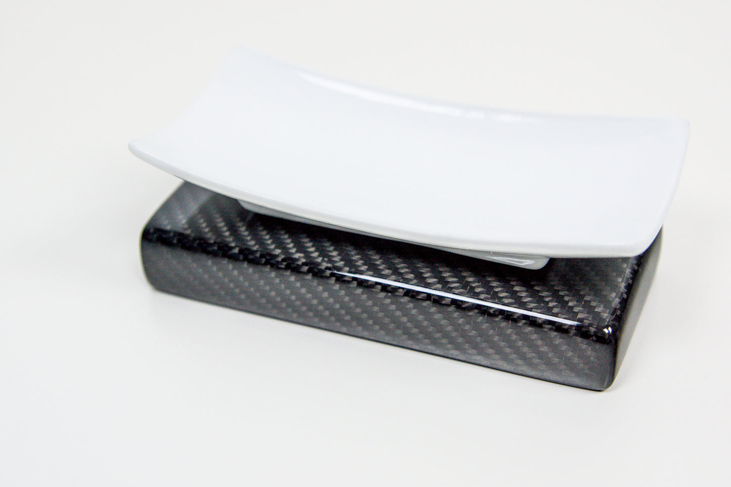 Seifenschale Seifenablage mit Carbon-Sockel / Soap Tray with Carbon Fibre Base